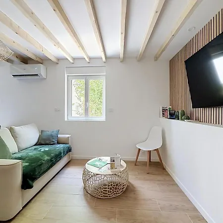 Duplex Design 6 Personnes 2 Clim Parking Lägenhet